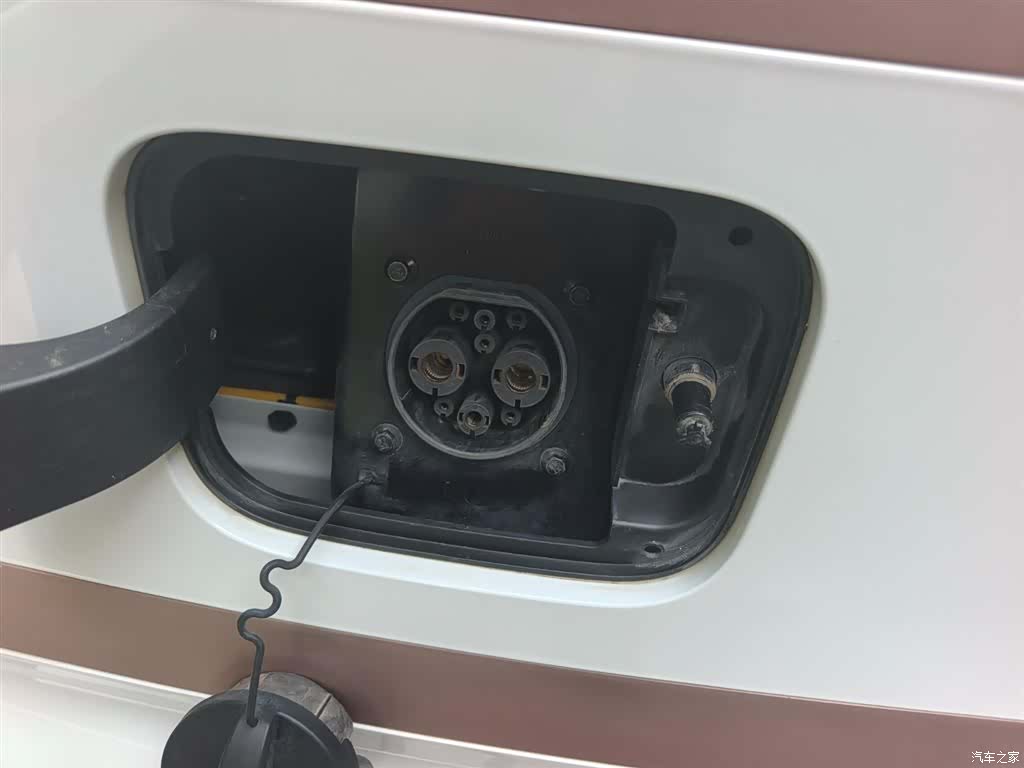 Geely Panda, 2024 15