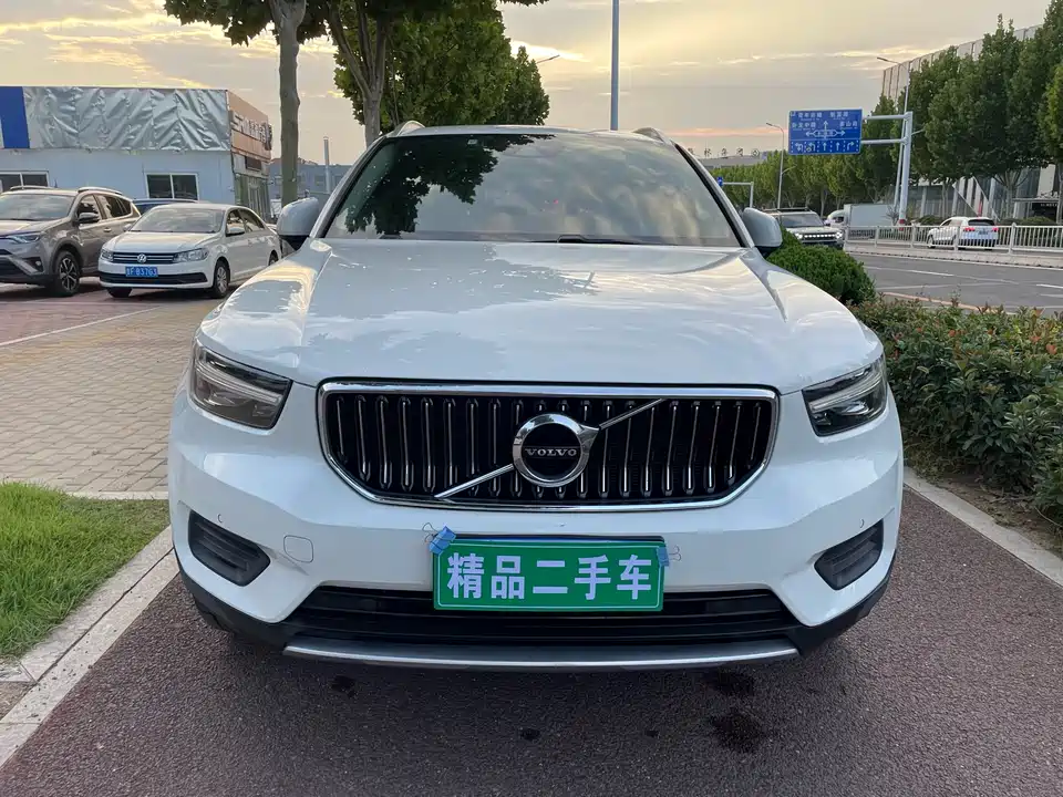 Volvo XC40