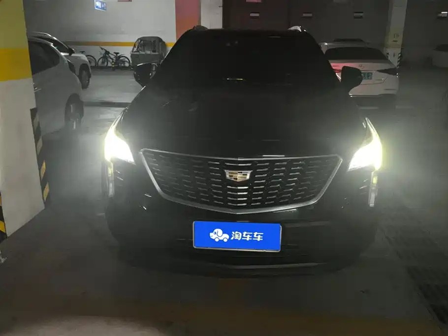 Cadillac XT4