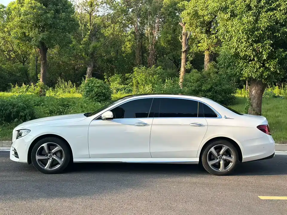 Mercedes-Benz E-class Mercedes-Benz E-class