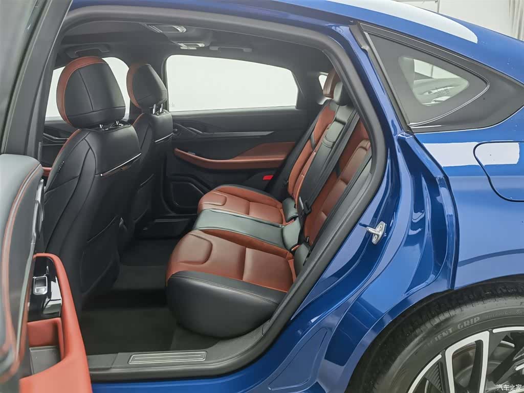 Lincoln Z, 2022 15