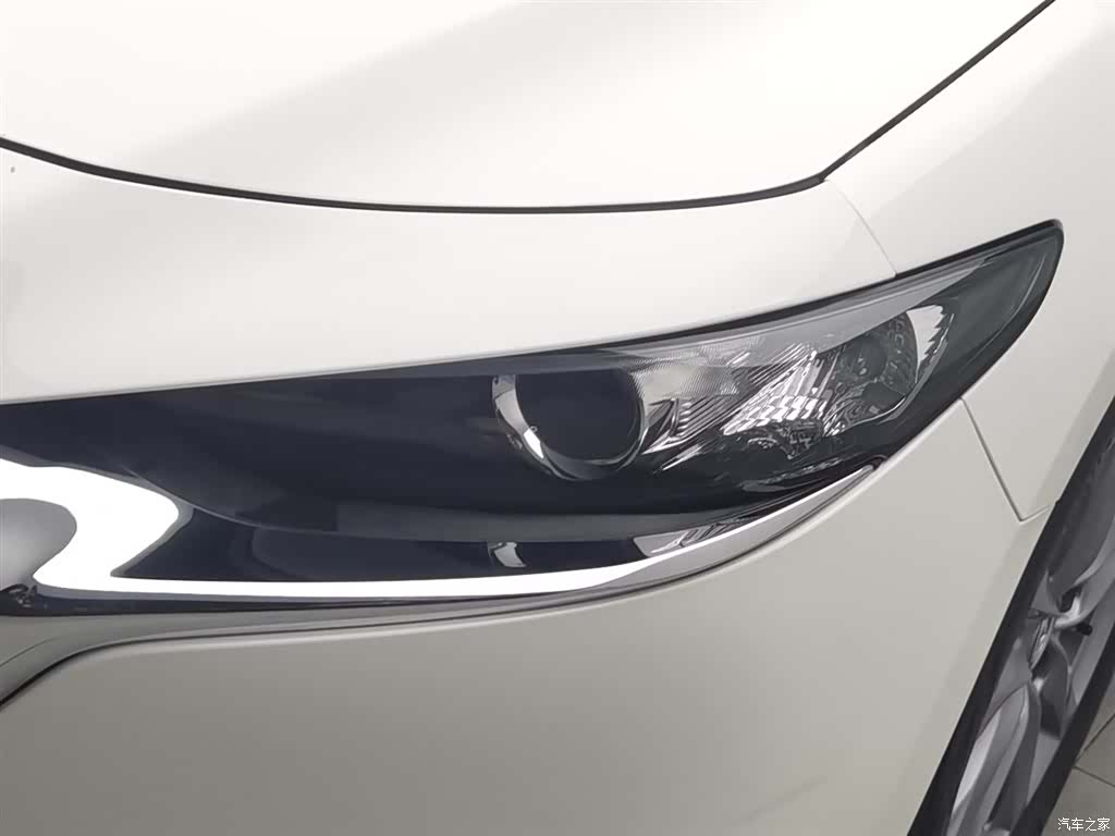 Mazda Mazda3, 2023 7