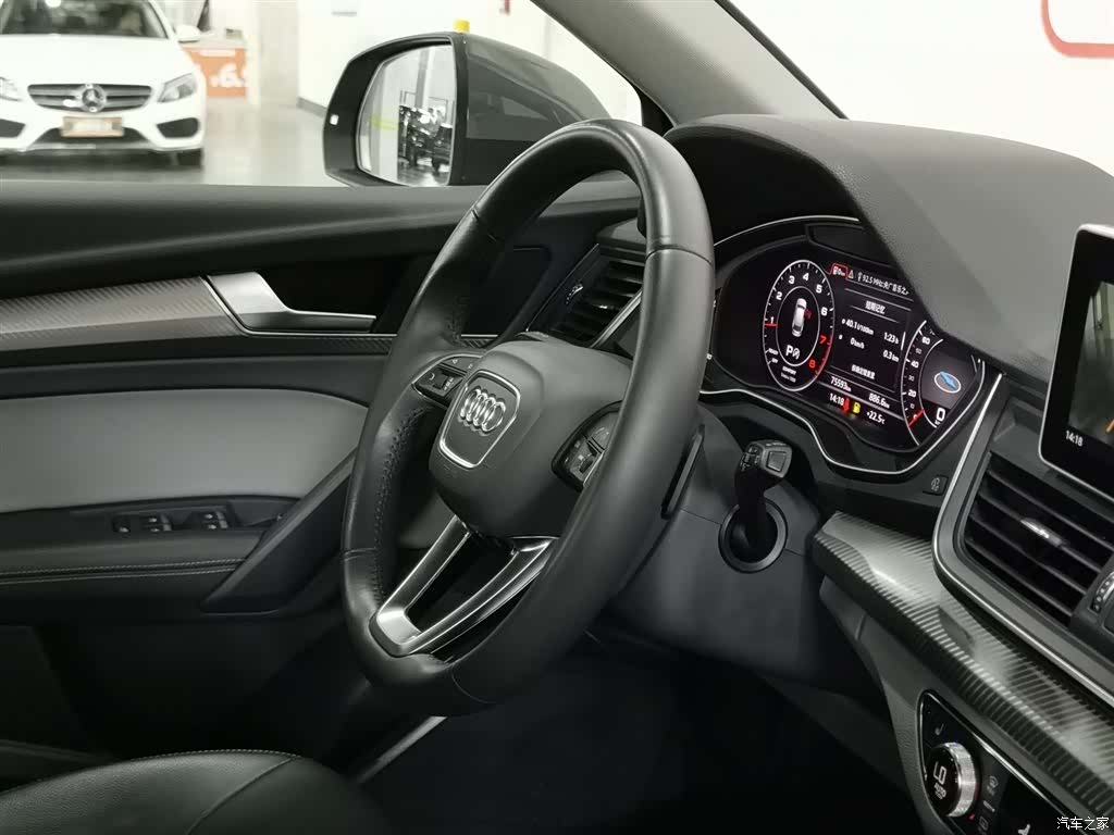 Audi Q5L, 2019 22
