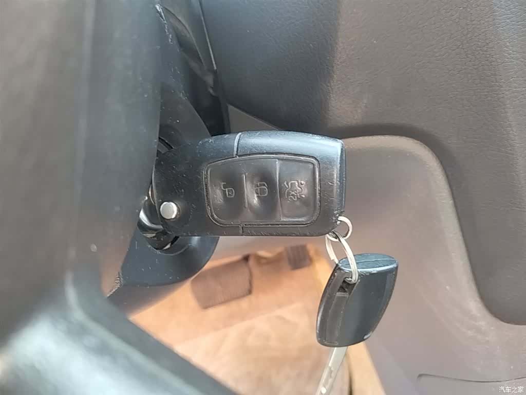 Ford Focus, 2014 9