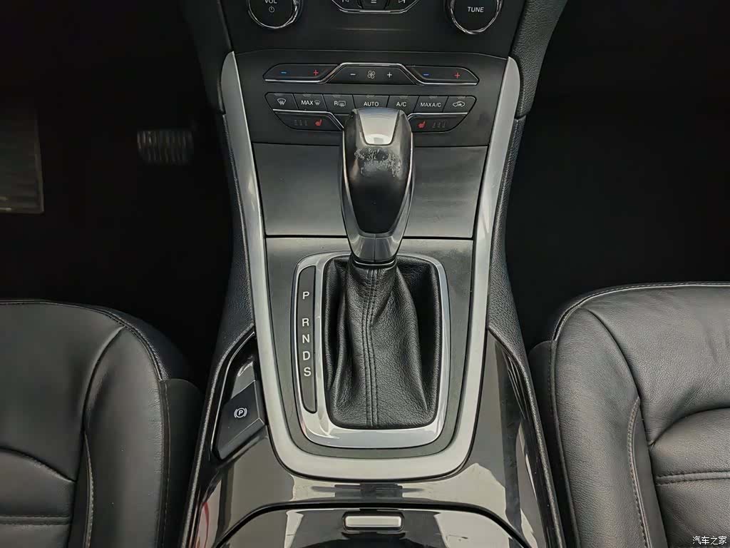 Ford Edge, 2016 13