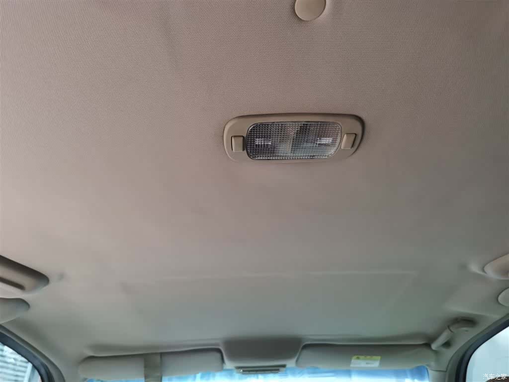 Buick GL8, 2016 9