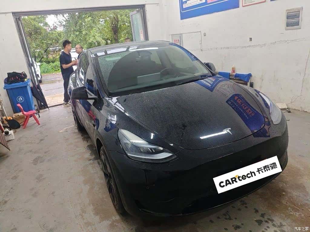 Tesla Model Y, 2024 2