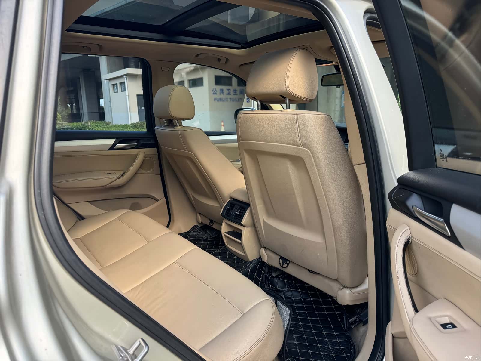 BMW X3, 2011 8