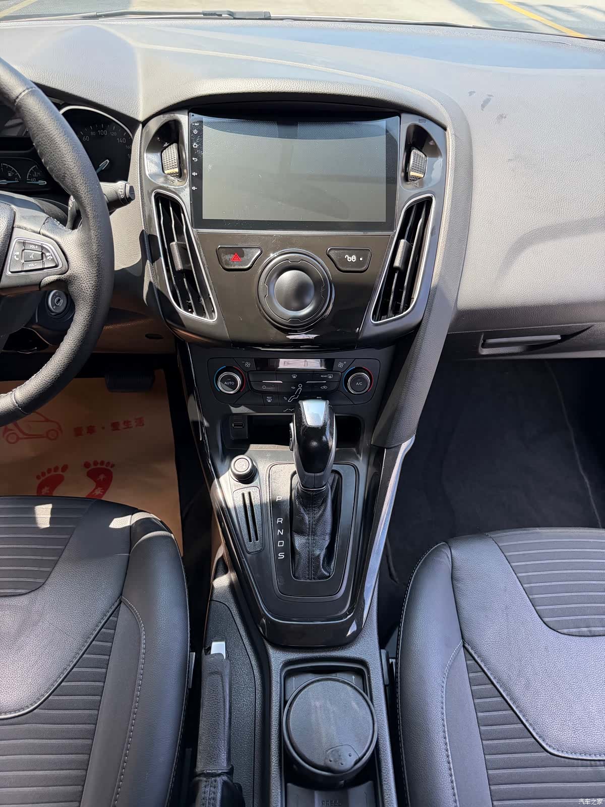 Ford Focus, 2015 26