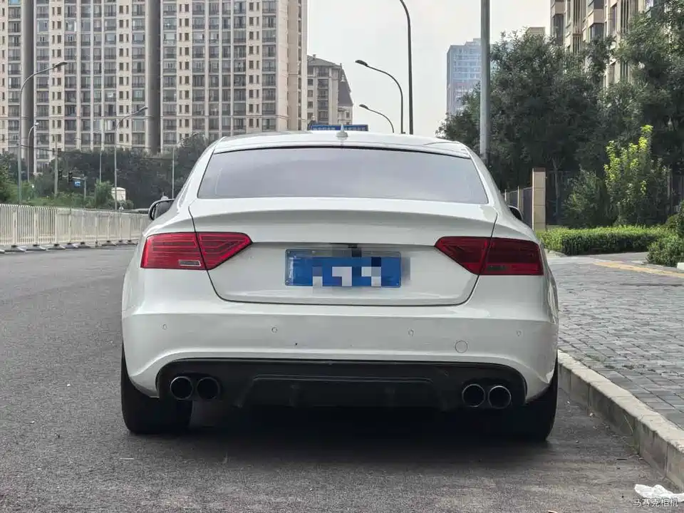 Audi S5