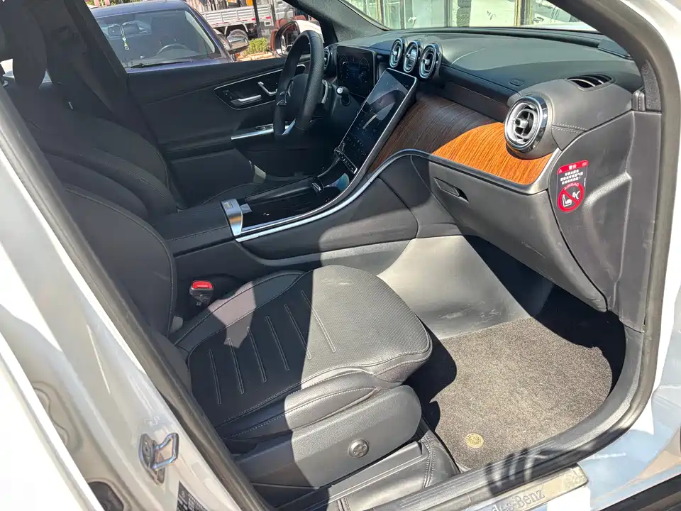 Mercedes-Benz GLC Mercedes-Benz GLC