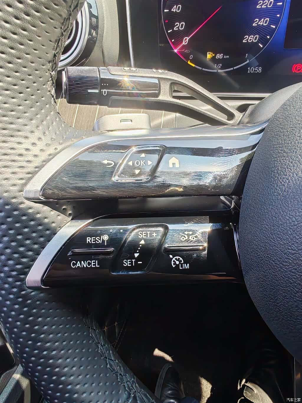 Mercedes-Benz C-Class, 2023 13