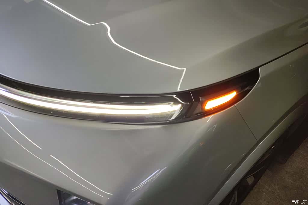 Li Auto L8, 2023 все фото