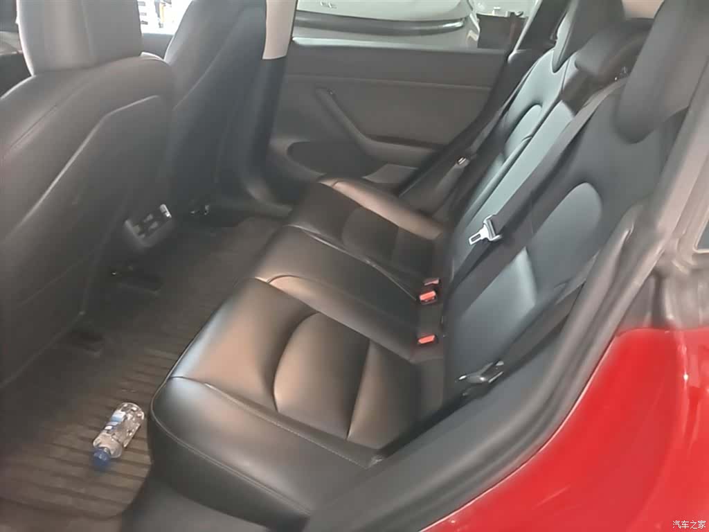 Tesla Model 3, 2022 17
