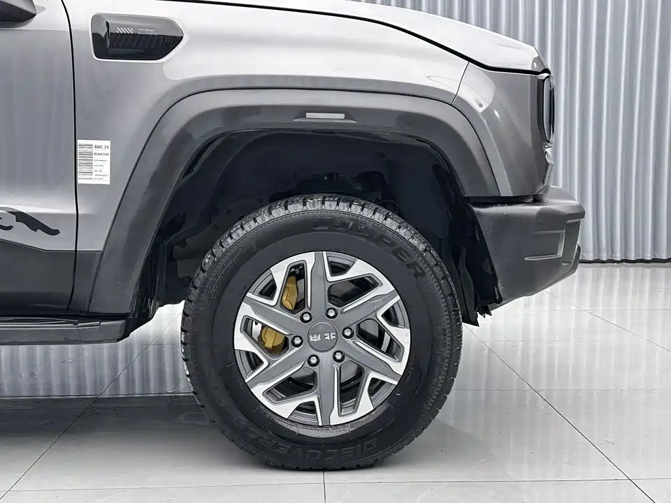 Beijing BJ40