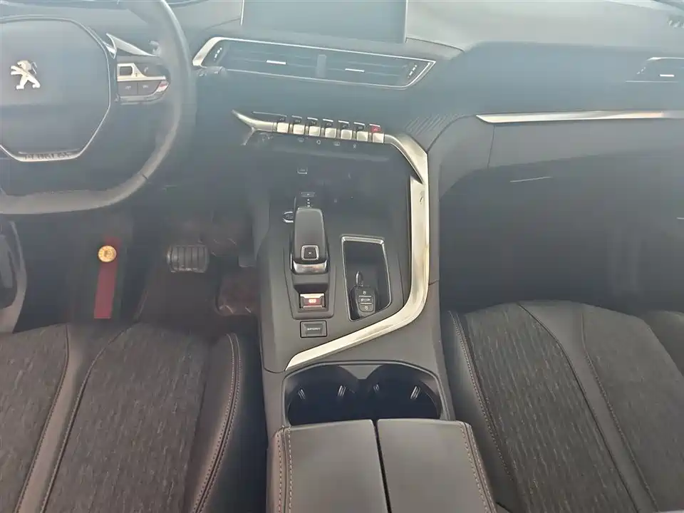 Peugeot 5008 Peugeot 5008