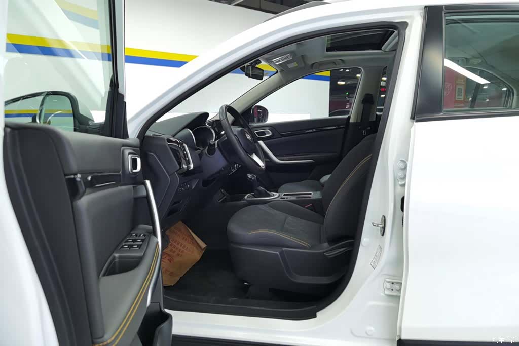 DongFeng AX4, 2021 9