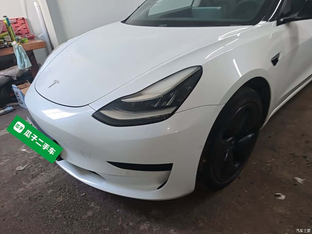 Tesla Model 3, 2020 24