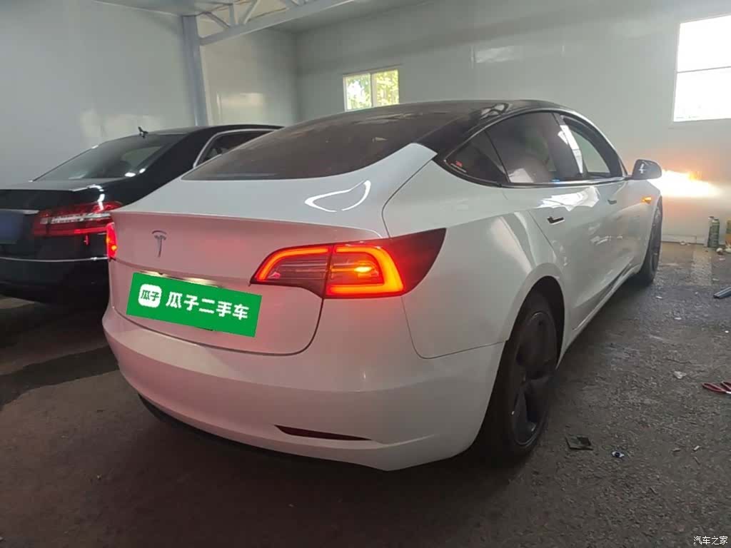 Tesla Model 3, 2020 7
