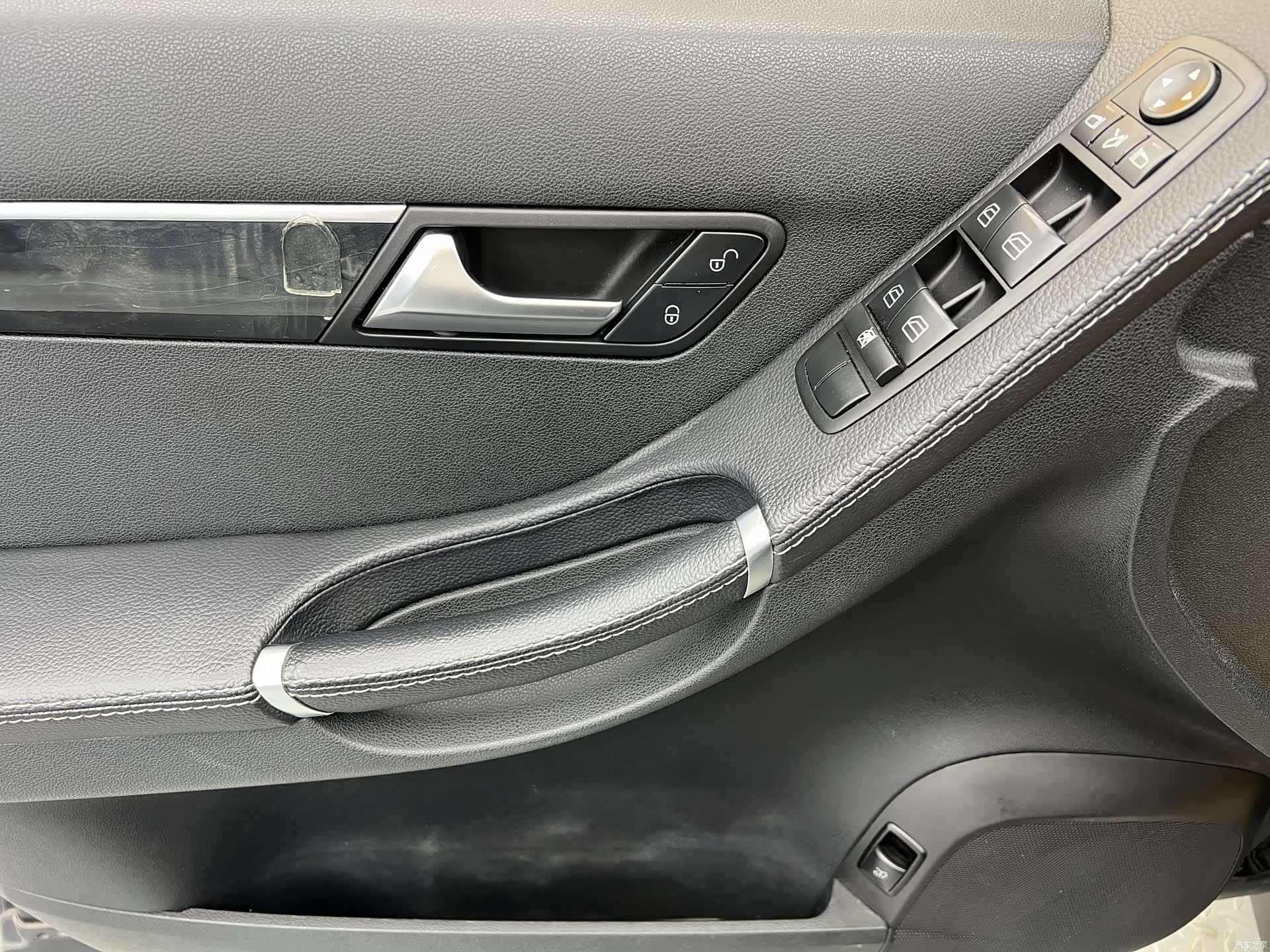 Mercedes-Benz R-Class, 2017 4