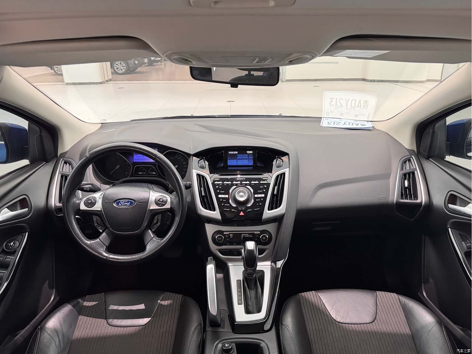 Ford Focus, 2012 все фото
