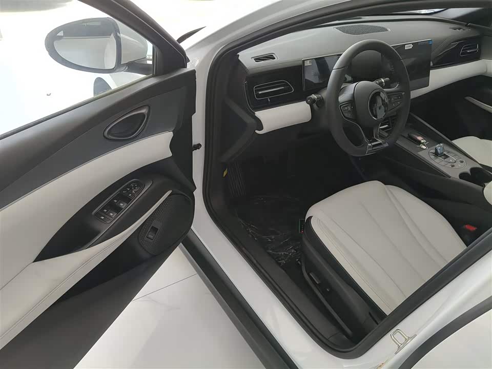 BYD Seal 06