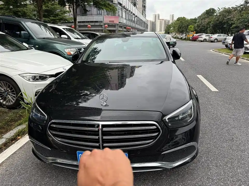 Mercedes-Benz E-class Mercedes-Benz E-class