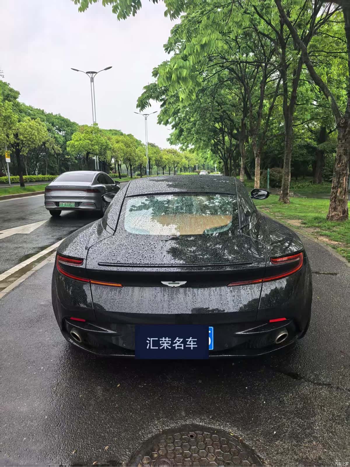 Aston Martin DB11, 2018 6