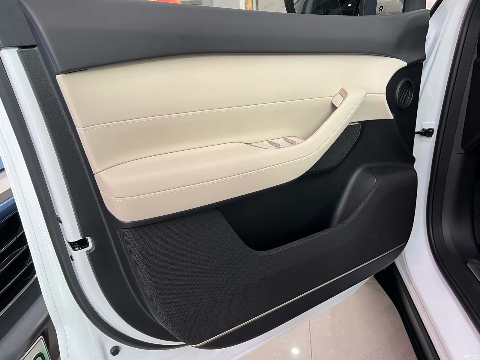NIO ES6, 2023 7