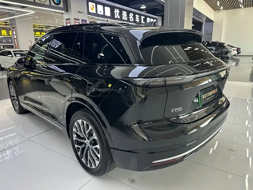 NIO ES6