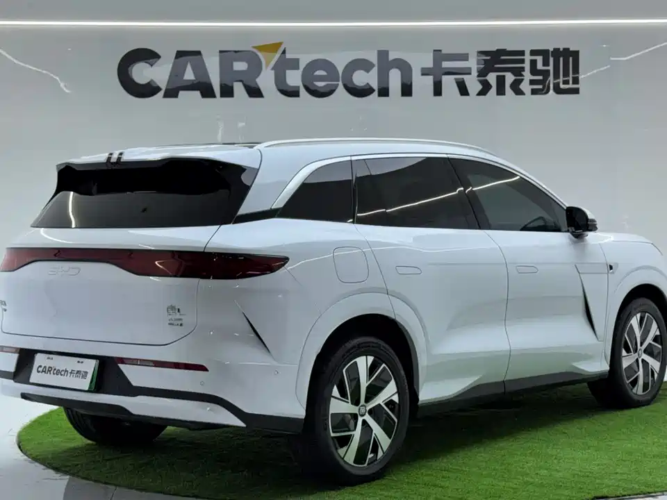BYD Tang L