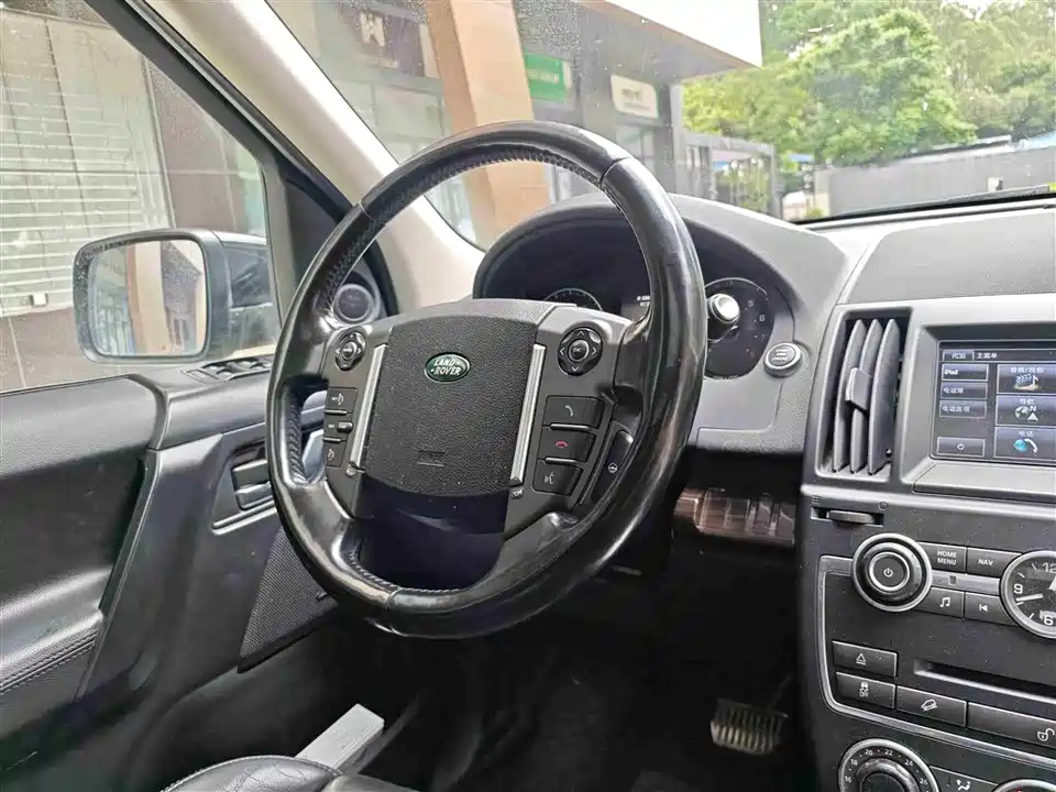 Land Rover Freelander 2