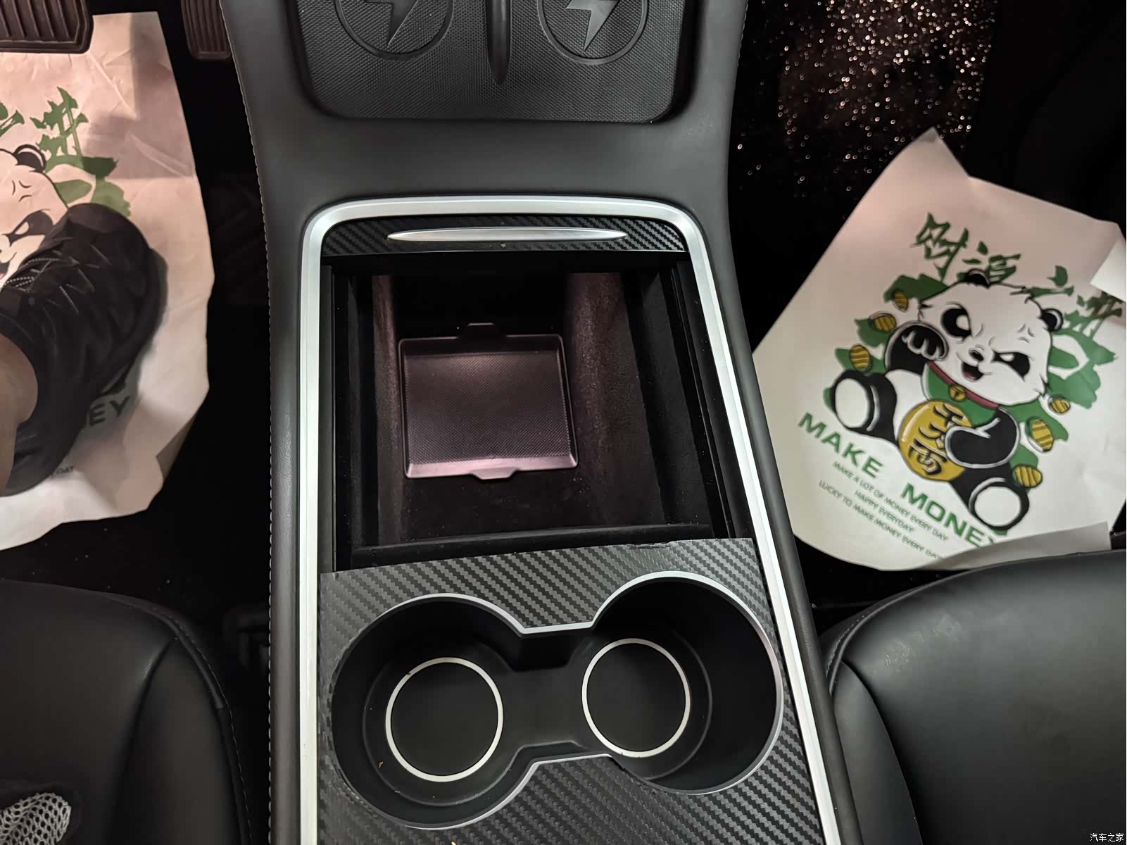 Tesla Model Y, 2023 16