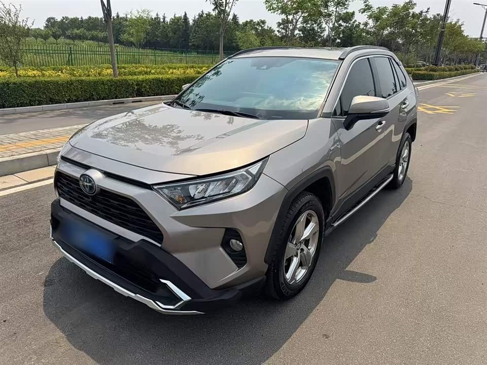 Toyota RAV4 Rongfang