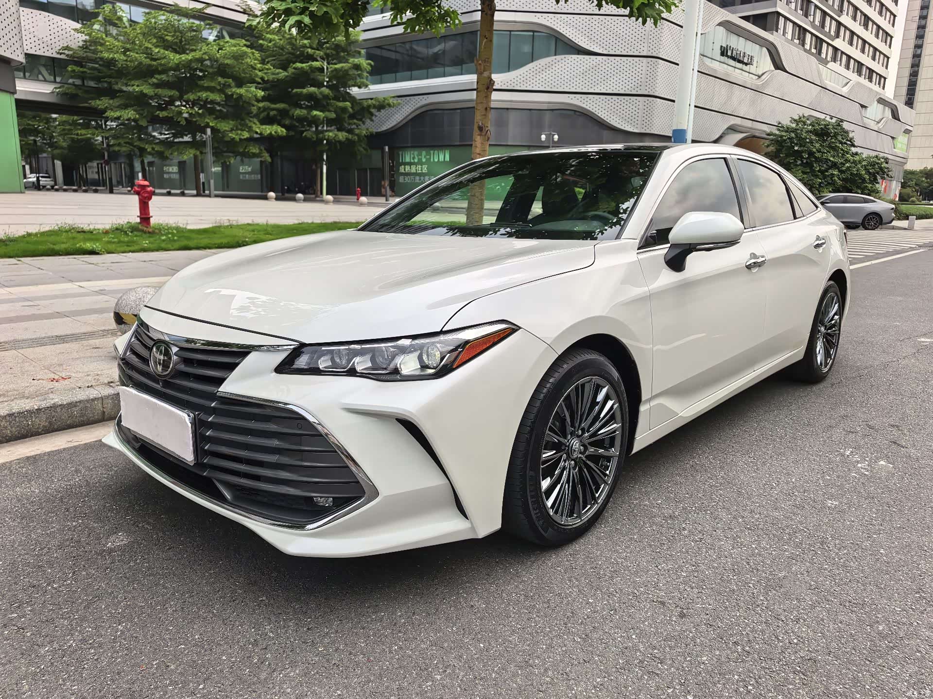 Toyota Avalon, 2019 1