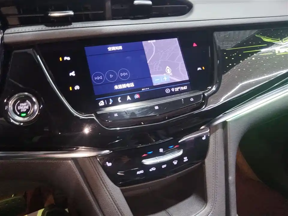 Cadillac XT6