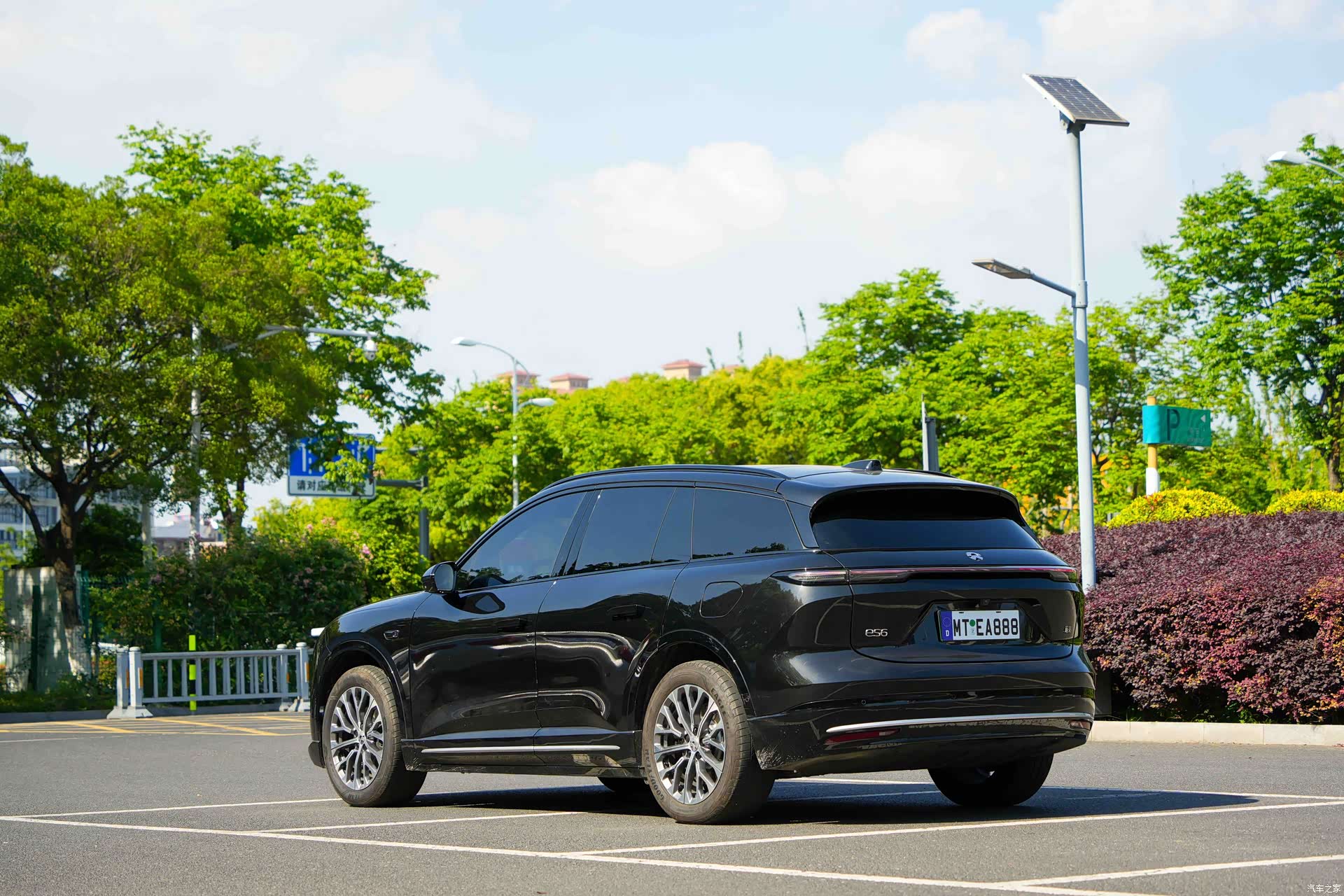 NIO ES6, 2025 4