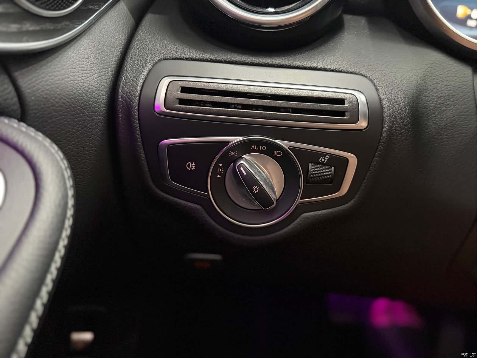 Mercedes-Benz C-Class, 2020 29