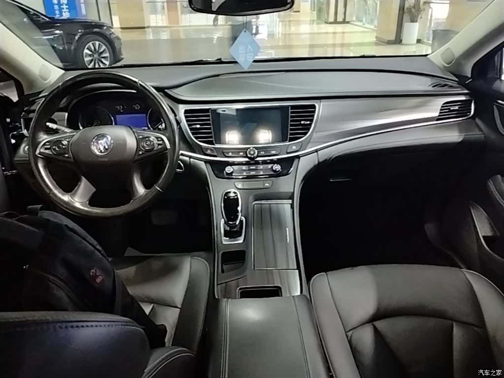 Buick LaCrosse, 2021 10