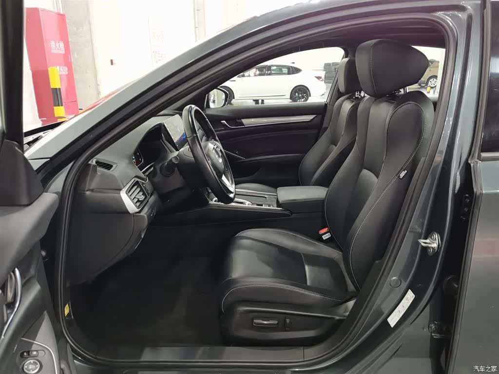 Honda Inspire, 2022 10