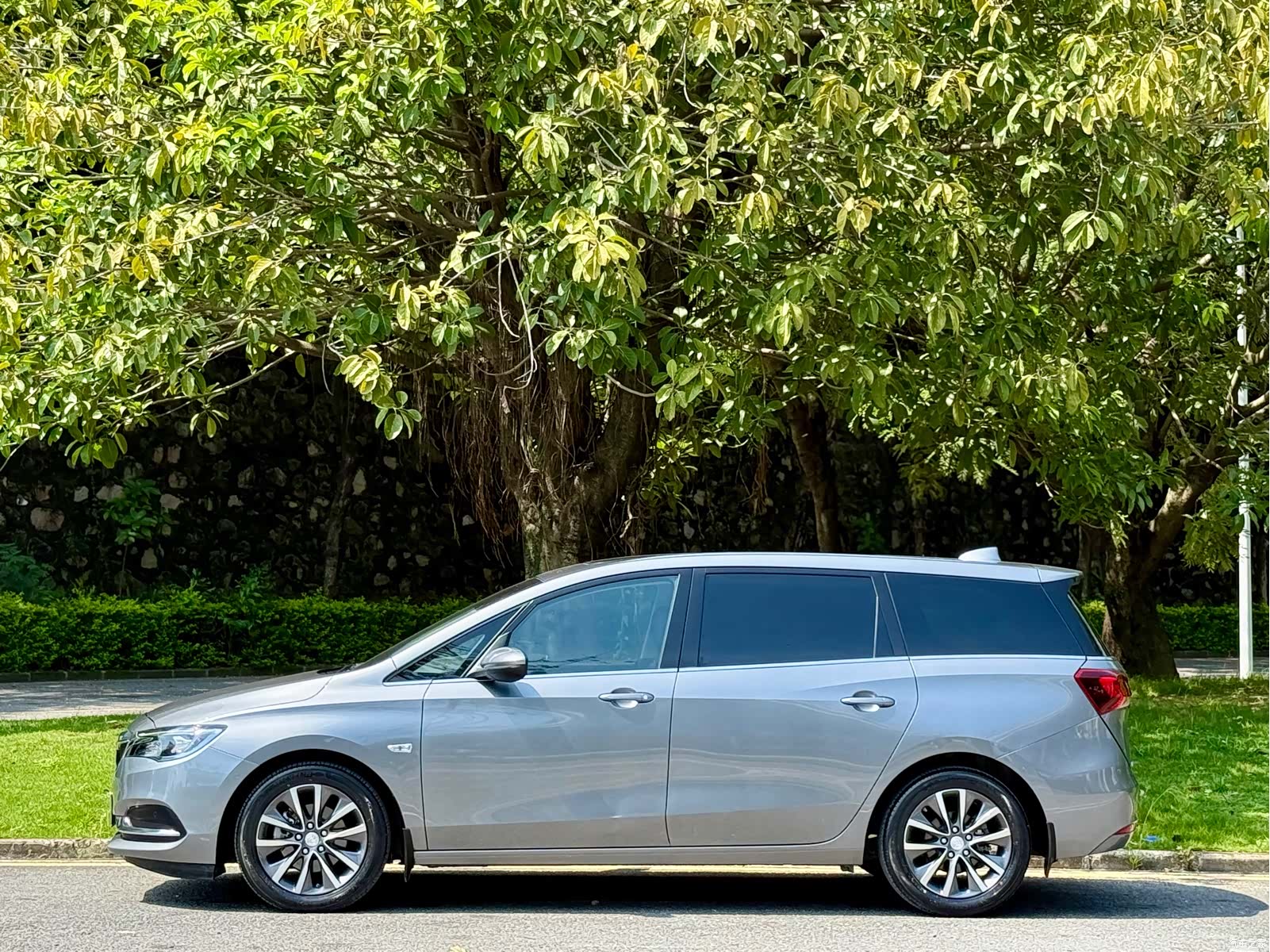 Buick GL6, 2020 все фото