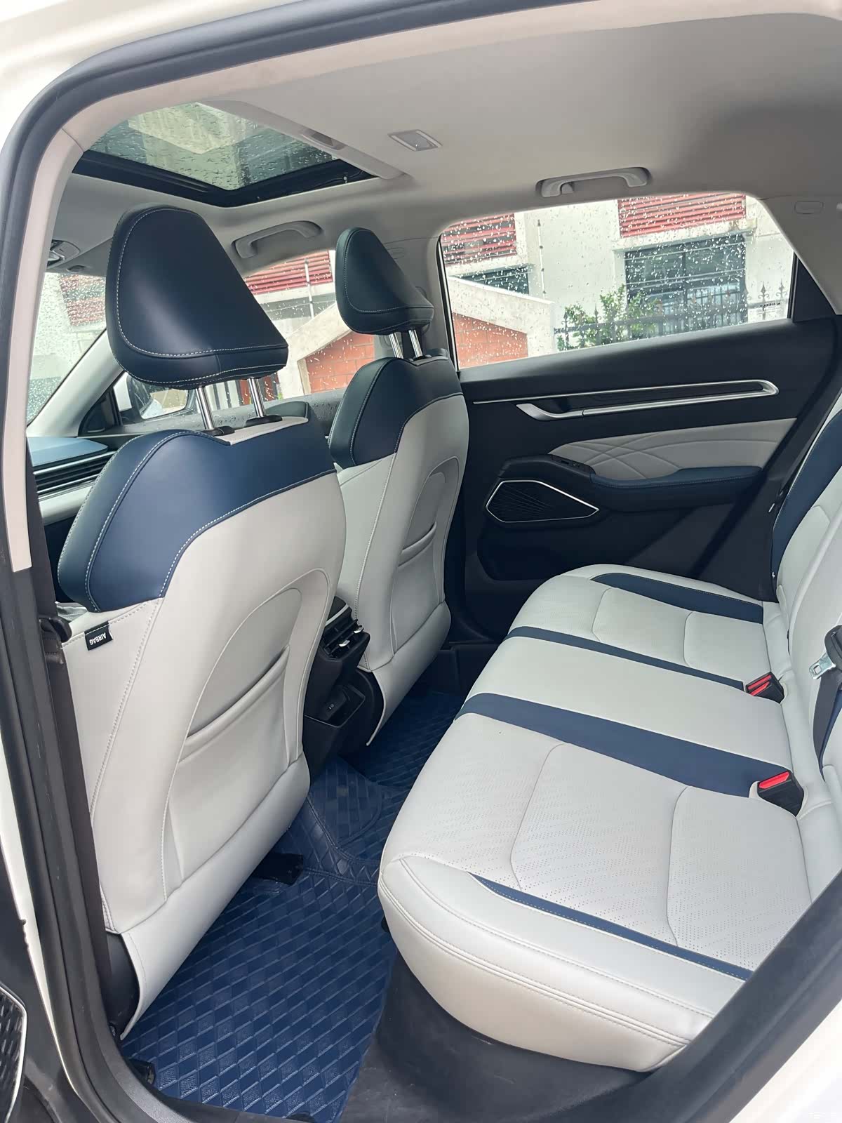 Geely Emgrand, 2021 12