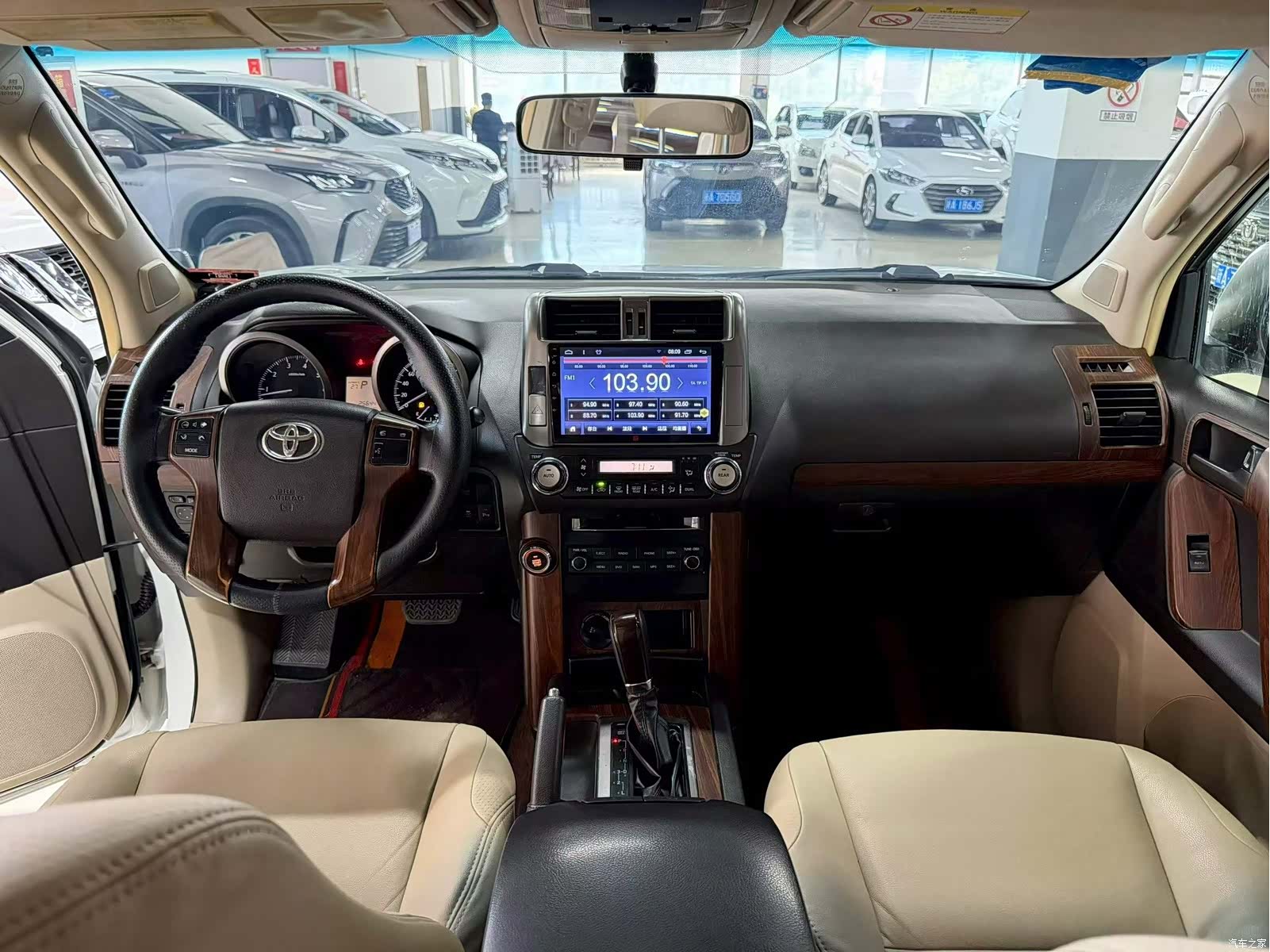 Toyota Prado, 2012 все фото