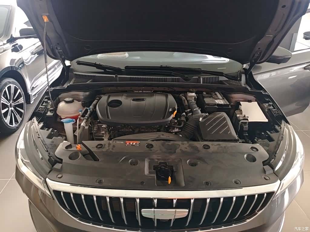 Geely Emgrand, 2025 20