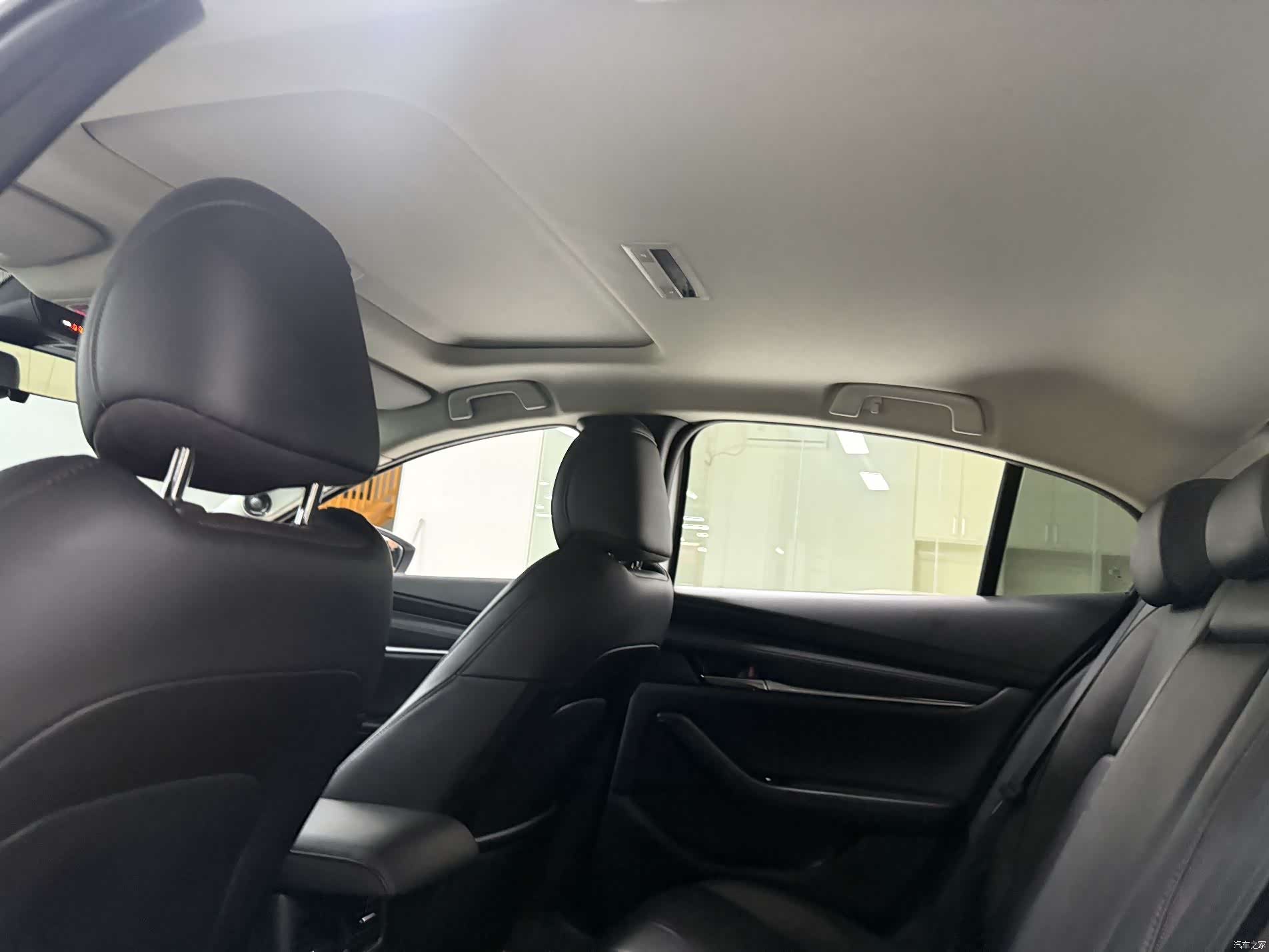 Mazda Mazda3, 2021 14
