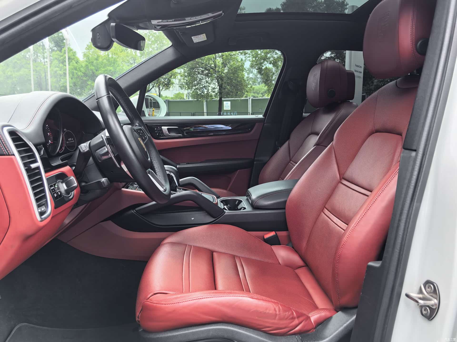 Porsche Cayenne, 2020 11