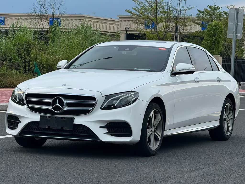 Mercedes-Benz E-Class E 2016 E 200 L Sport