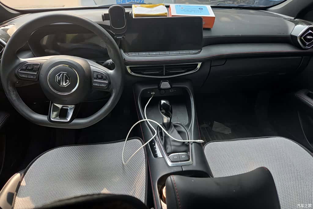 MG MG5, 2025 12
