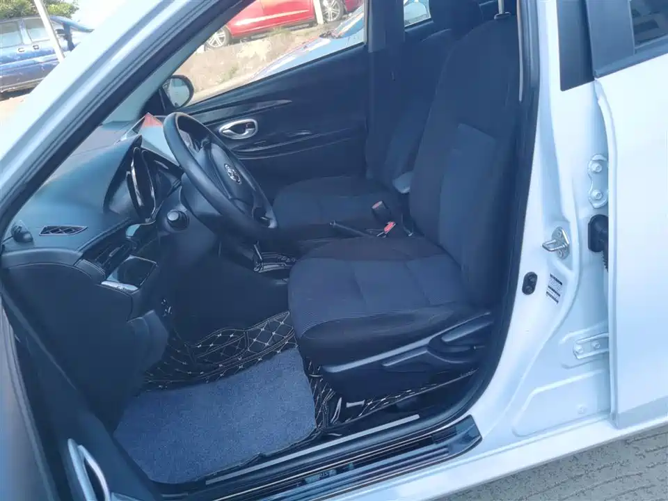 Toyota YARiS L Zhixuan