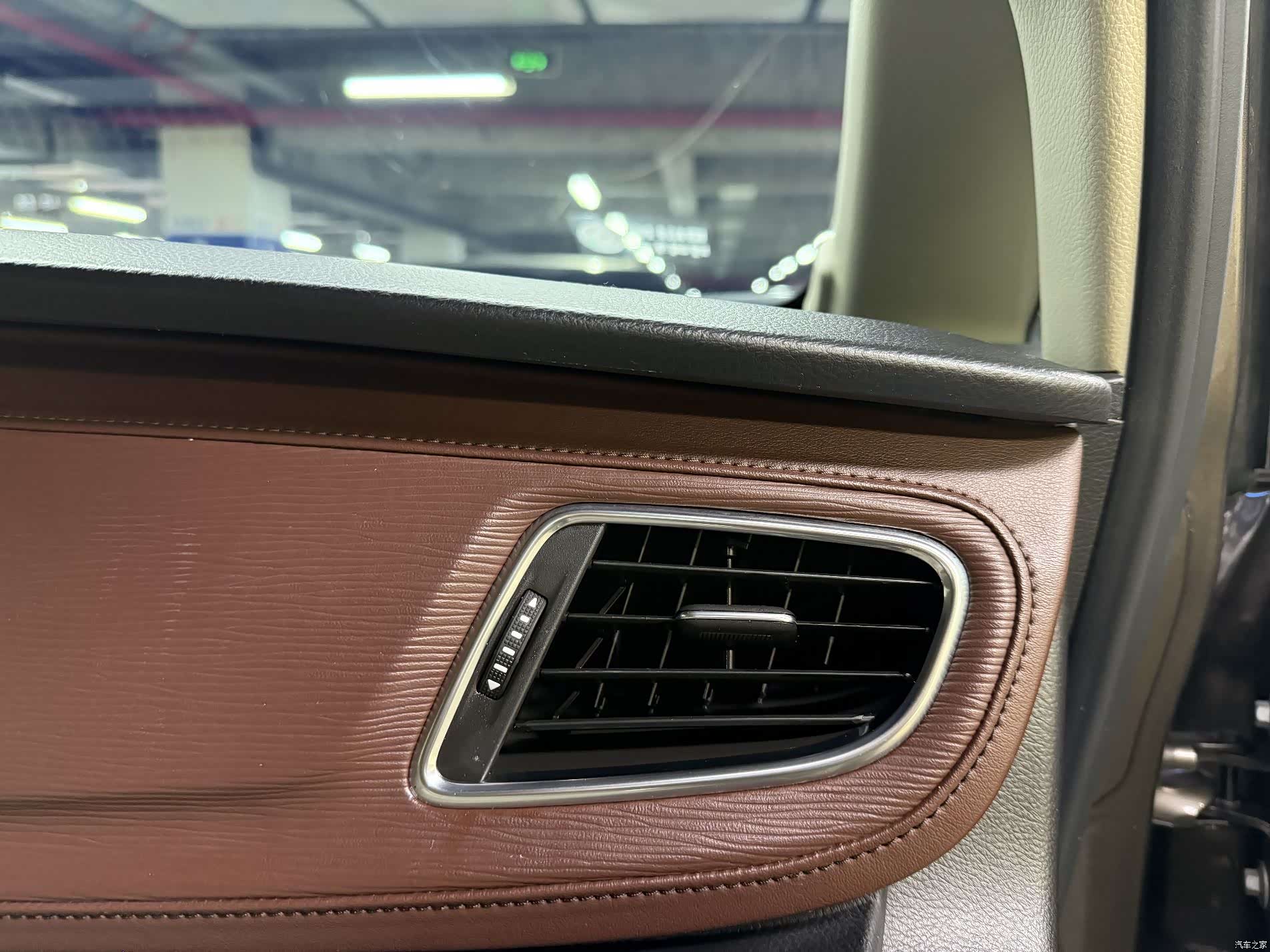 Buick GL8, 2019 9